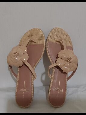 Paolo Beige Floral Thong Sandals
